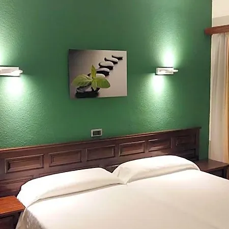 Tejuma Hotel 2*